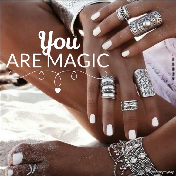 Meet your Posher, CJ💃🏽 - Picture 3 of 4